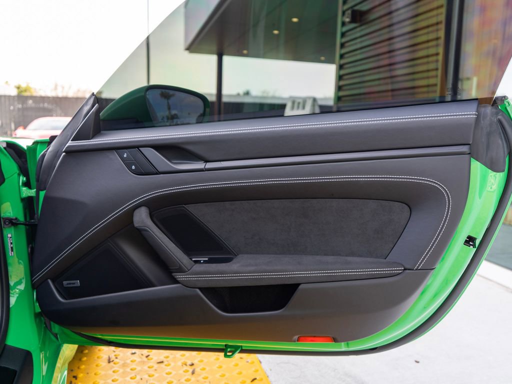 Used 2022 Porsche 911 GT3 image 32