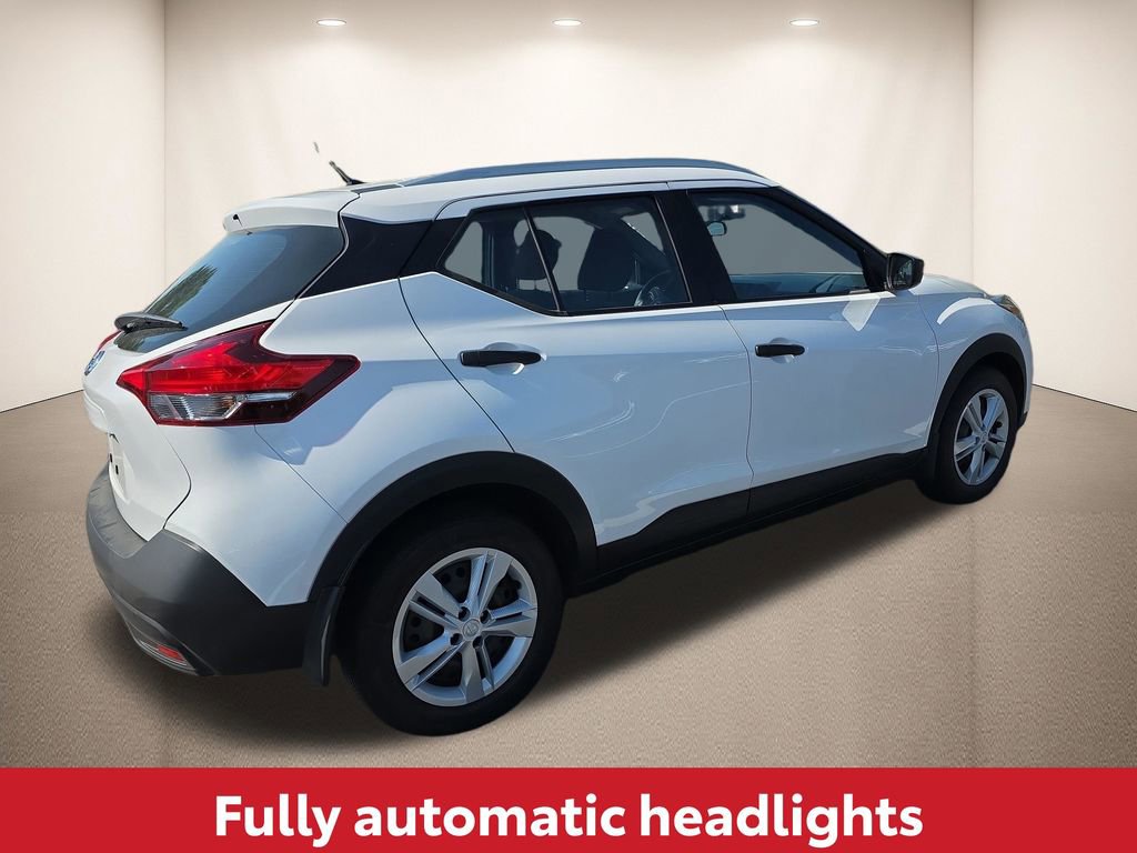 Used 2018 Nissan Kicks S FWD image 5