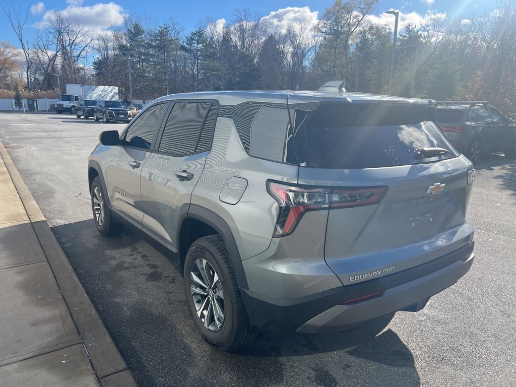 Used 2026 Chevrolet Equinox LT image 39