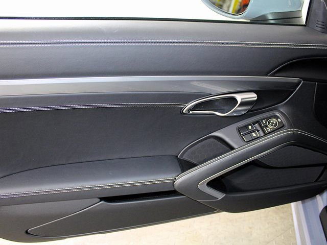 New 2025 Porsche 718 Cayman S image 17