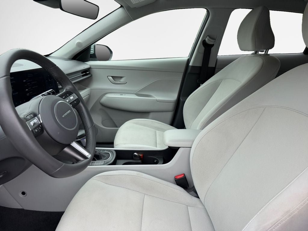 Used 2025 Hyundai Kona SEL AWD/4WD image 12