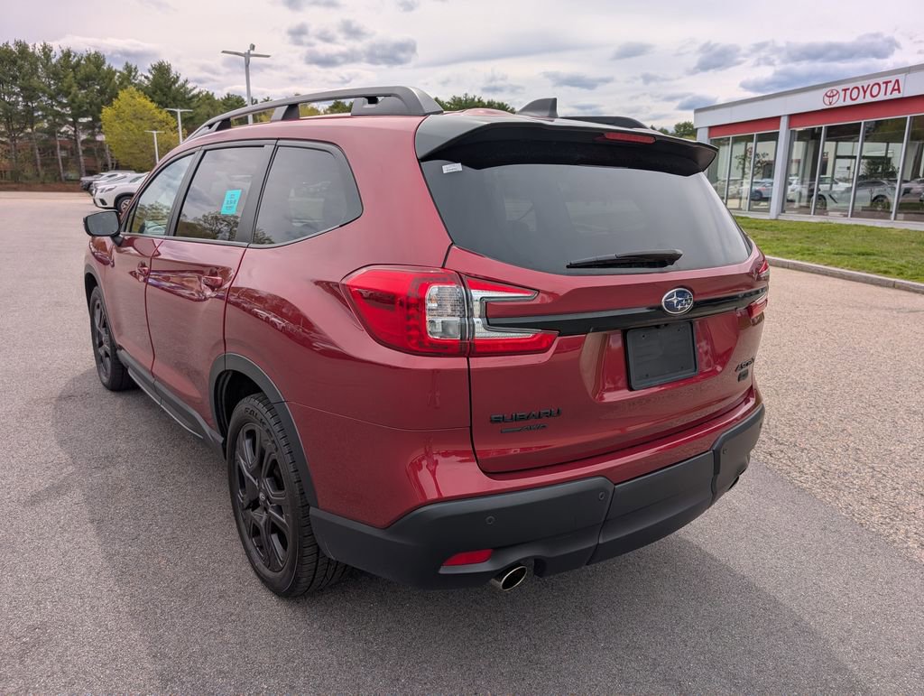 Used 2023 Subaru Ascent Onyx Edition AWD/4WD image 3