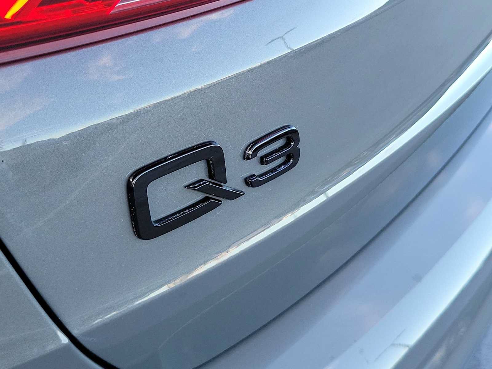 Certified 2024 Audi Q3 2.0T Premium AWD/4WD image 11