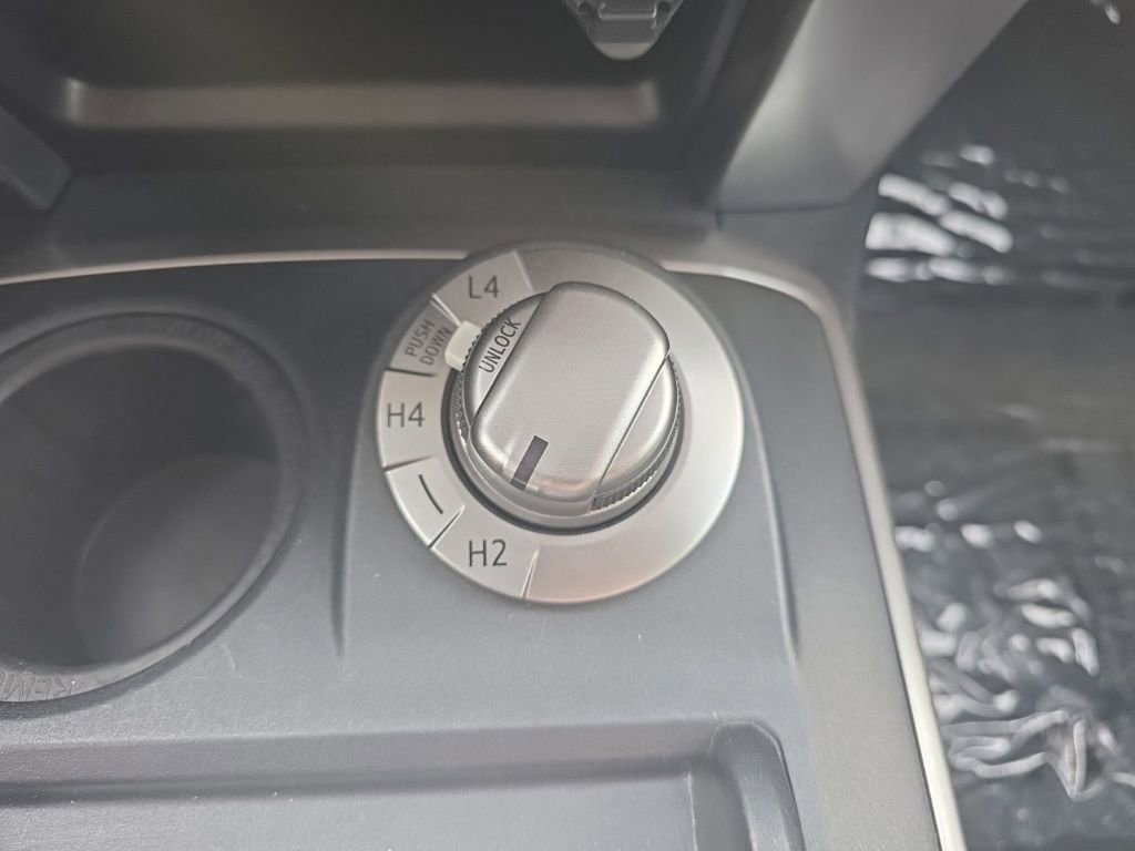 Used 2024 Toyota 4Runner SR5 AWD/4WD image 27