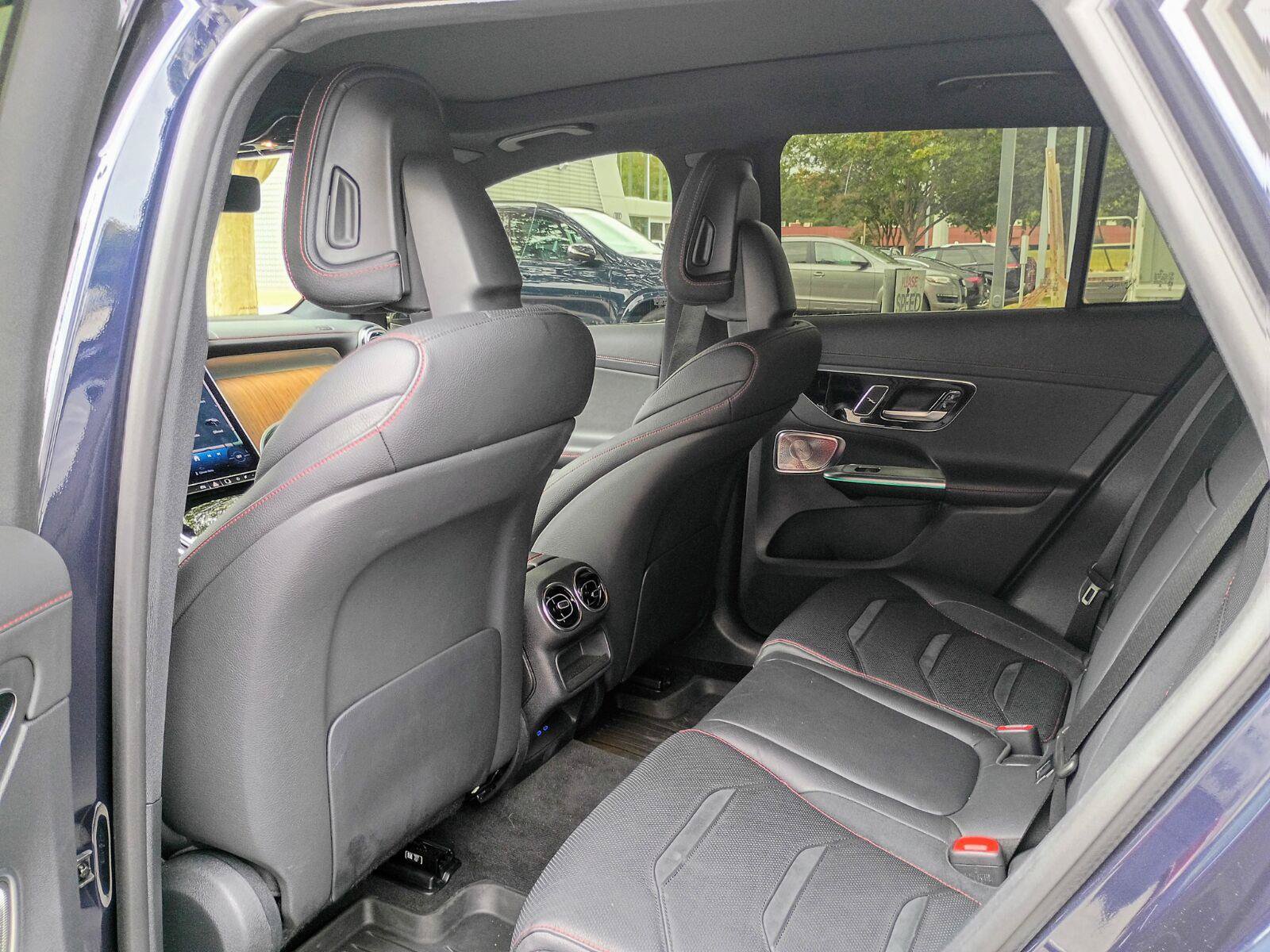 Used 2024 Mercedes-Benz GLC 43 AMG 4MATIC image 6