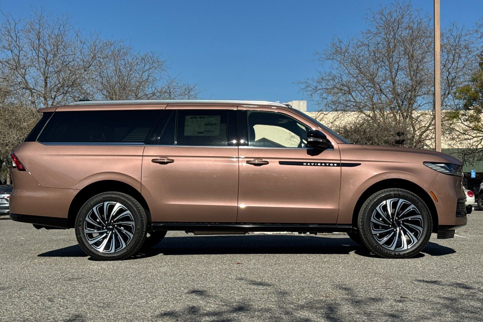 New 2026 Lincoln Navigator L Black Label image 4