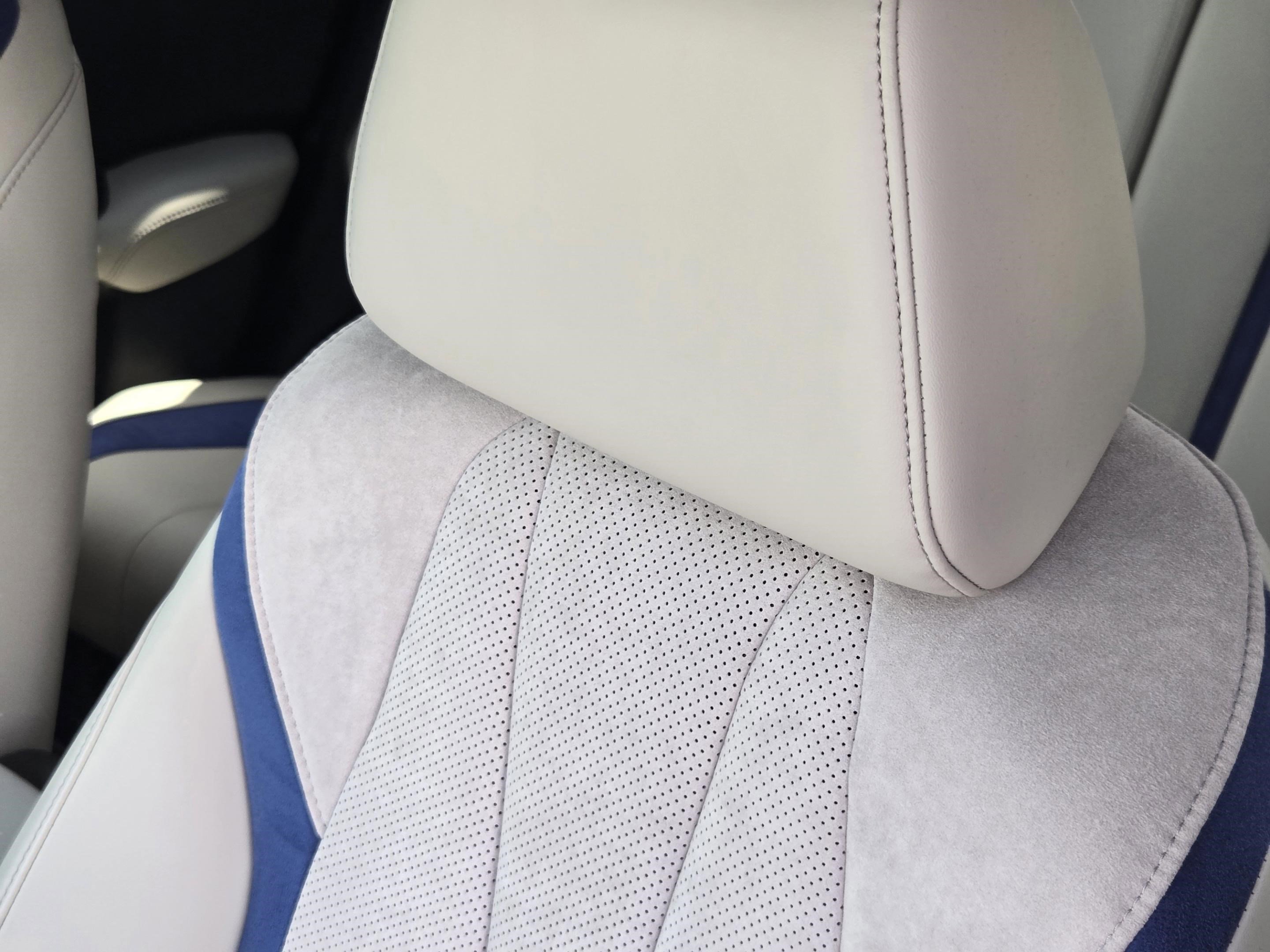 Used 2025 Acura ADX A-Spec image 17