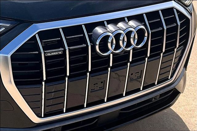 Used 2025 Audi Q3 2.0T Premium Plus w/ Premium Plus Package AWD/4WD image 30