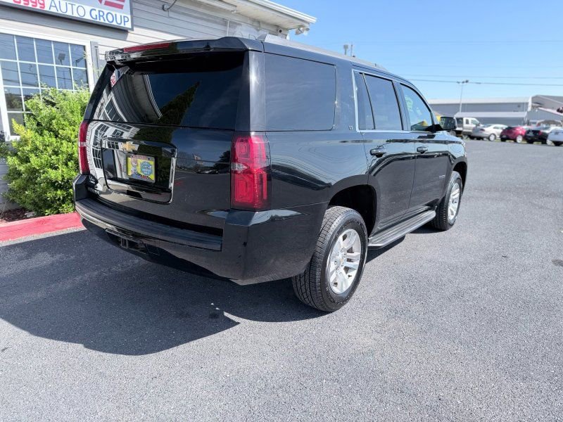 Used 2016 Chevrolet Tahoe LT w/ Luxury Package image 3