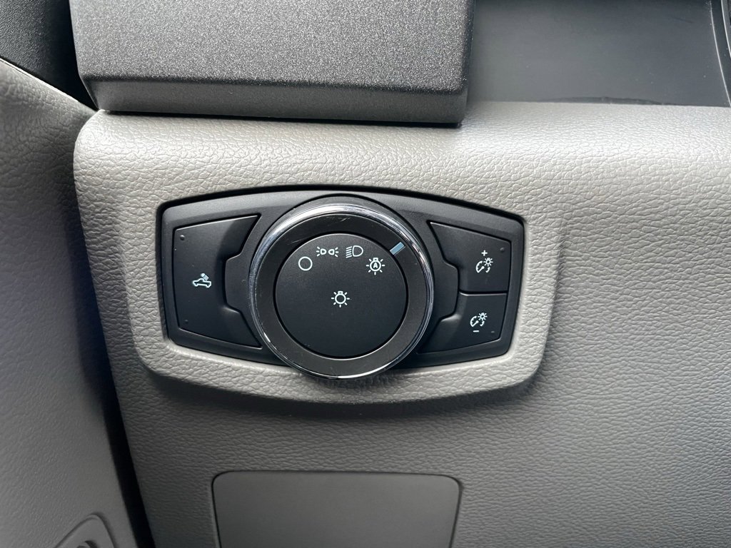 Used 2021 Ford F250 XL w/ Power Equipment Group image 46