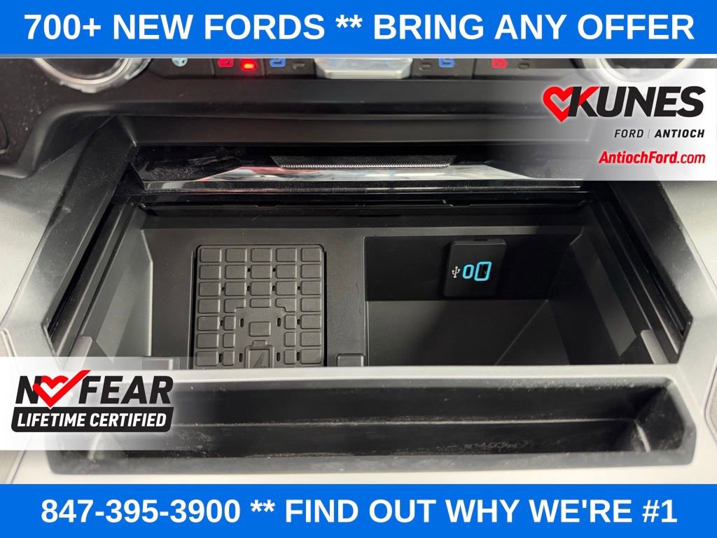 New 2026 Ford F250 Lariat w/ Black Appearance Package image 53