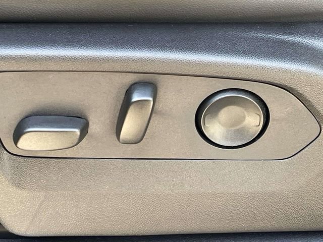 Used 2024 Chevrolet Silverado 2500 LT w/ Convenience Package AWD/4WD image 17