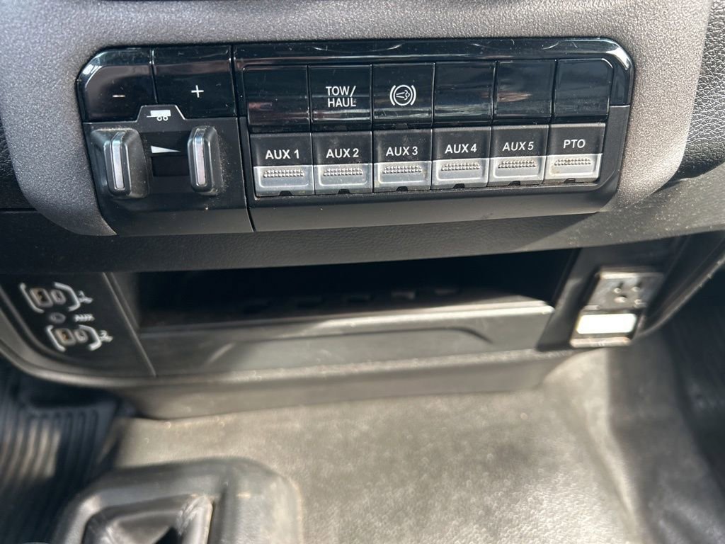Used 2021 RAM 3500 Tradesman image 23