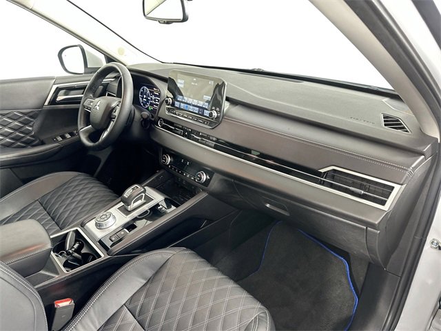 Used 2023 Mitsubishi Outlander SEL image 31