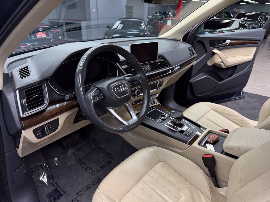 Used 2020 Audi Q5 2.0T Premium Plus w/ Premium Plus Package AWD/4WD image 35