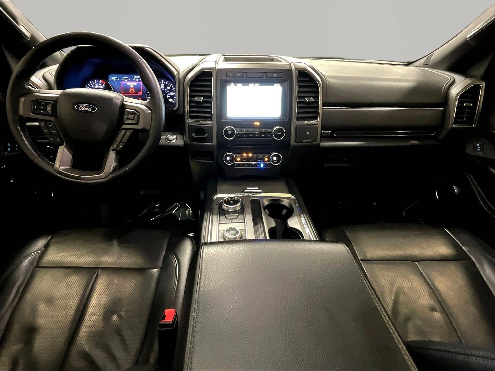 Used 2018 Ford Expedition Max XLT w/ Equipment Group 202A AWD/4WD image 7