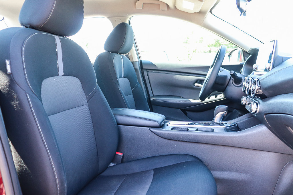 Used 2023 Nissan Sentra SV FWD image 13