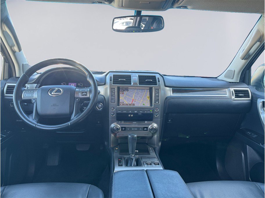 Used 2014 Lexus GX 460 image 24