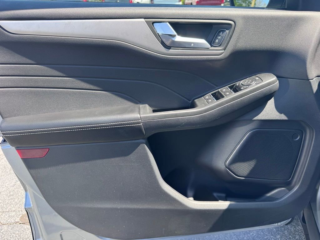 Used 2022 Ford Escape SEL image 21