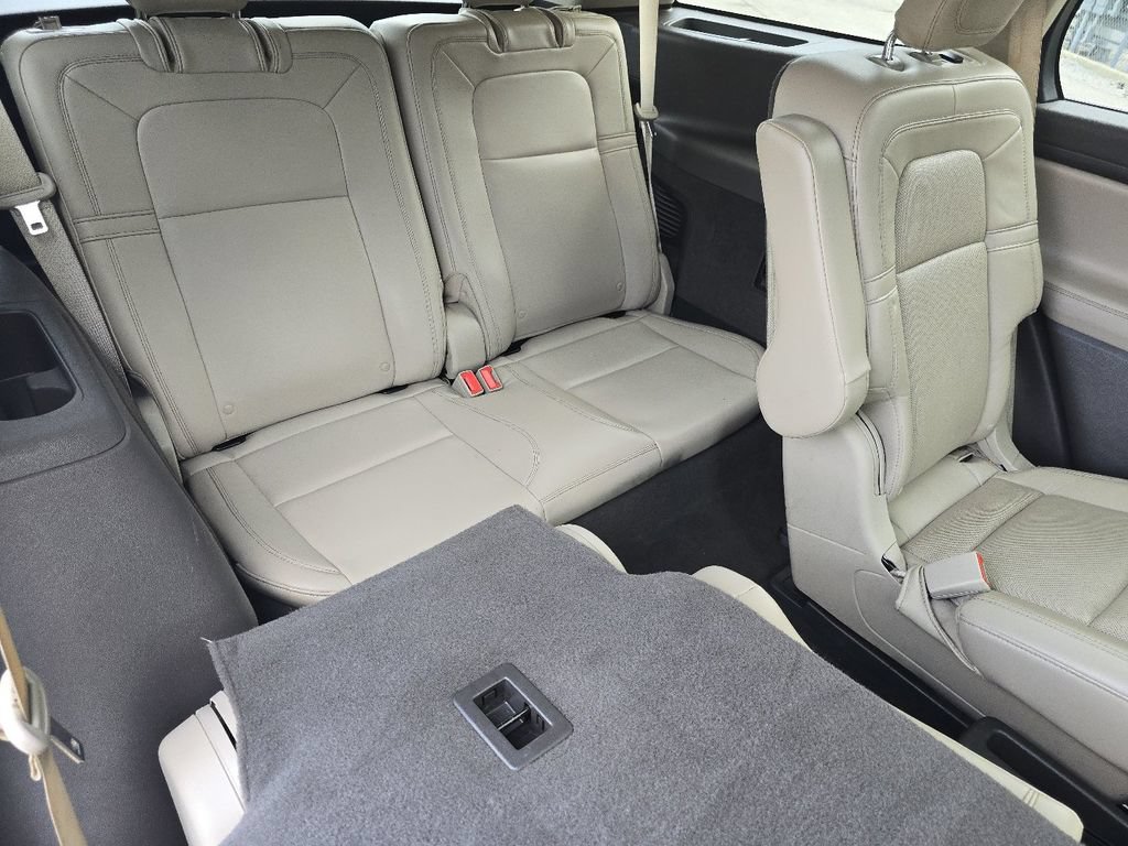 Used 2022 Lincoln Aviator Reserve w/ Equipment Group 201A AWD/4WD image 20