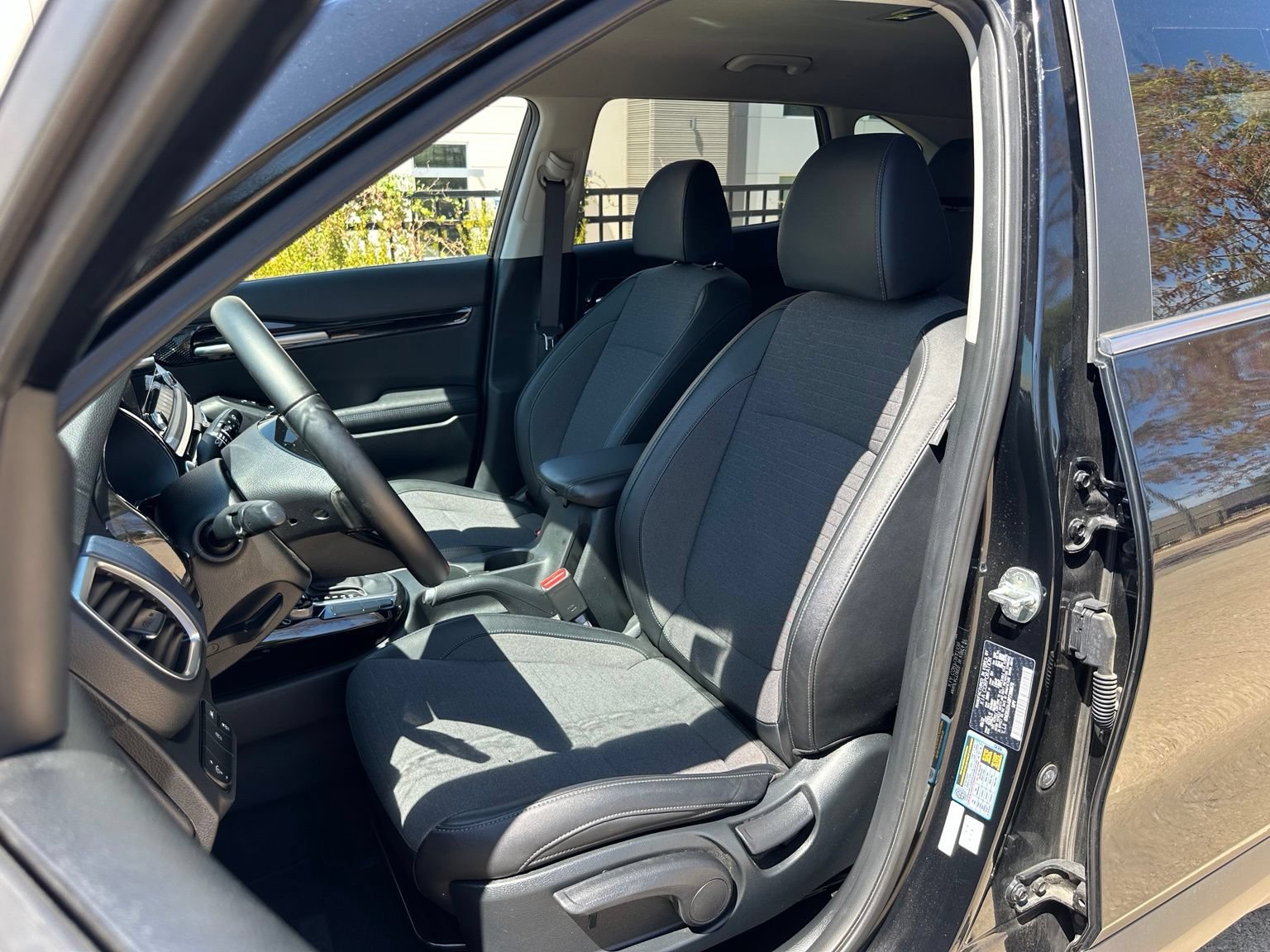 Used 2023 Kia Seltos S w/ Navigation Package FWD image 10
