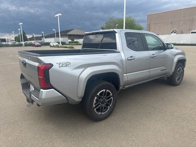 Used 2025 Toyota Tacoma TRD Sport image 9