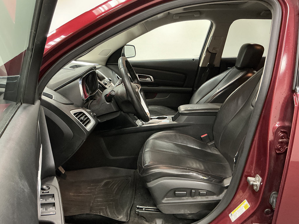Used 2016 GMC Terrain SLT w/ Open Road Package AWD/4WD image 8