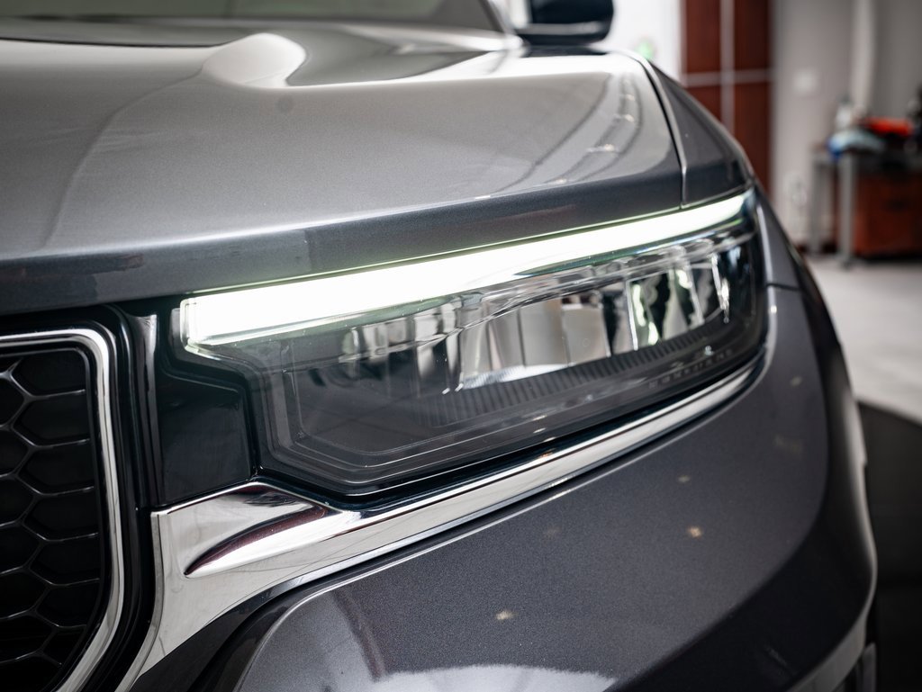 Used 2022 Jeep Grand Cherokee Overland image 16