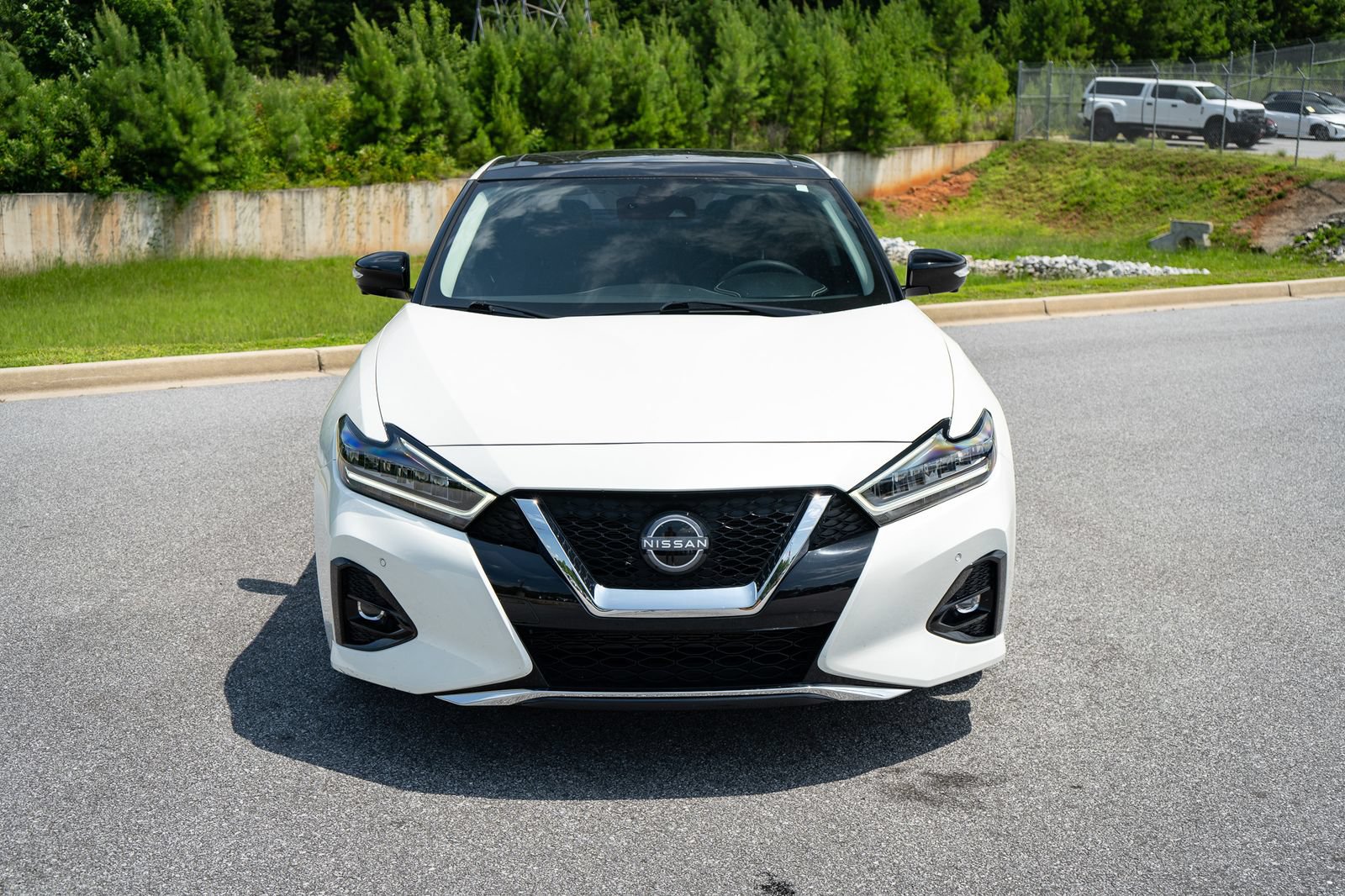 Used 2023 Nissan Maxima Platinum w/ Sport Mat Group FWD video 2
