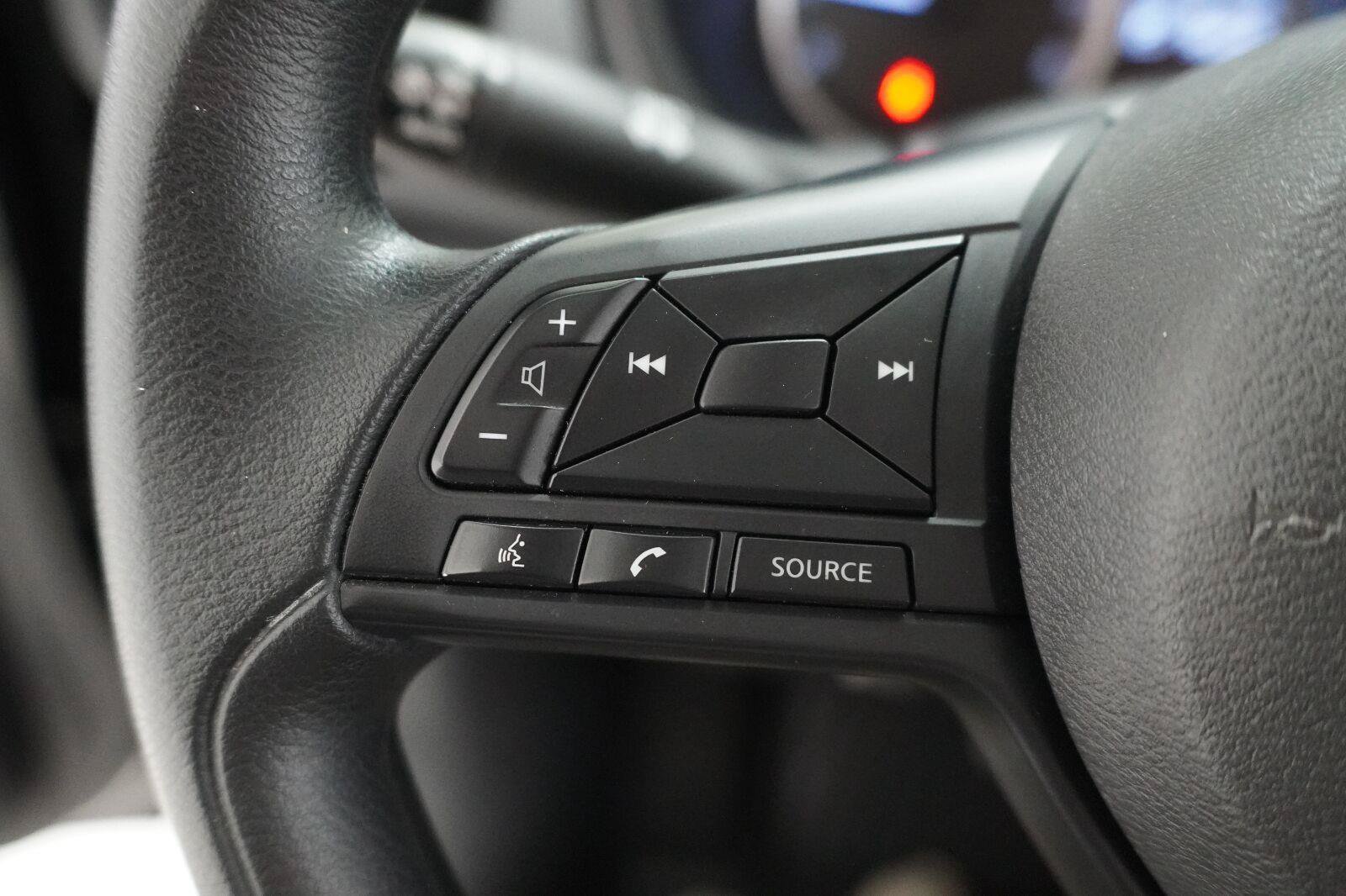 Used 2024 Nissan Kicks S FWD image 8