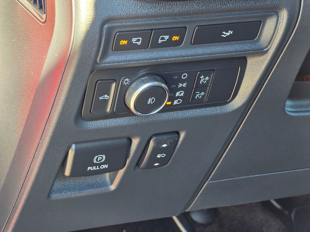 Used 2022 Ford F150 XLT w/ Equipment Group 302A High image 39