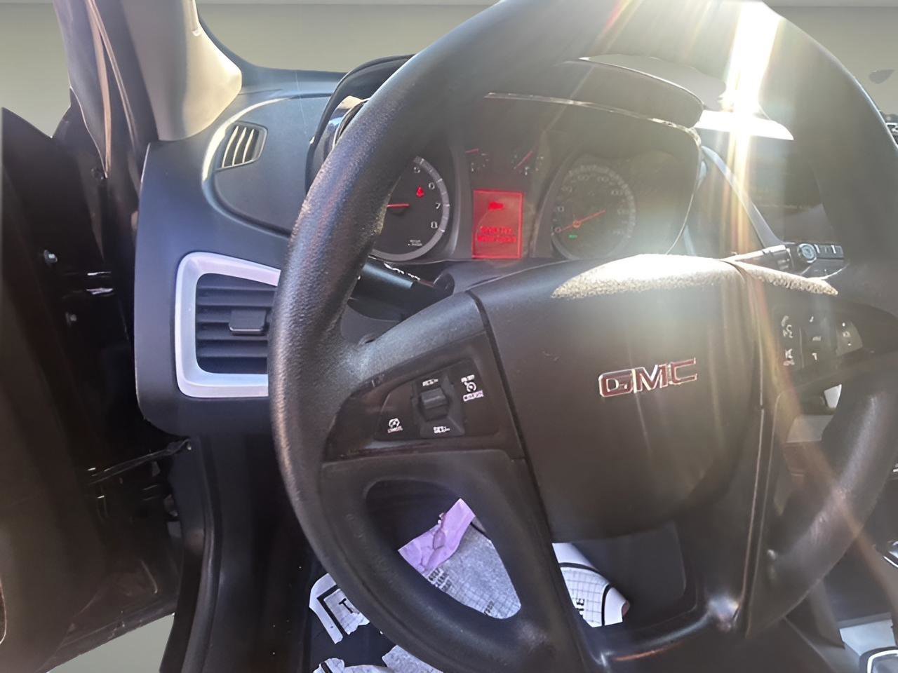 Used 2016 GMC Terrain SLE image 11