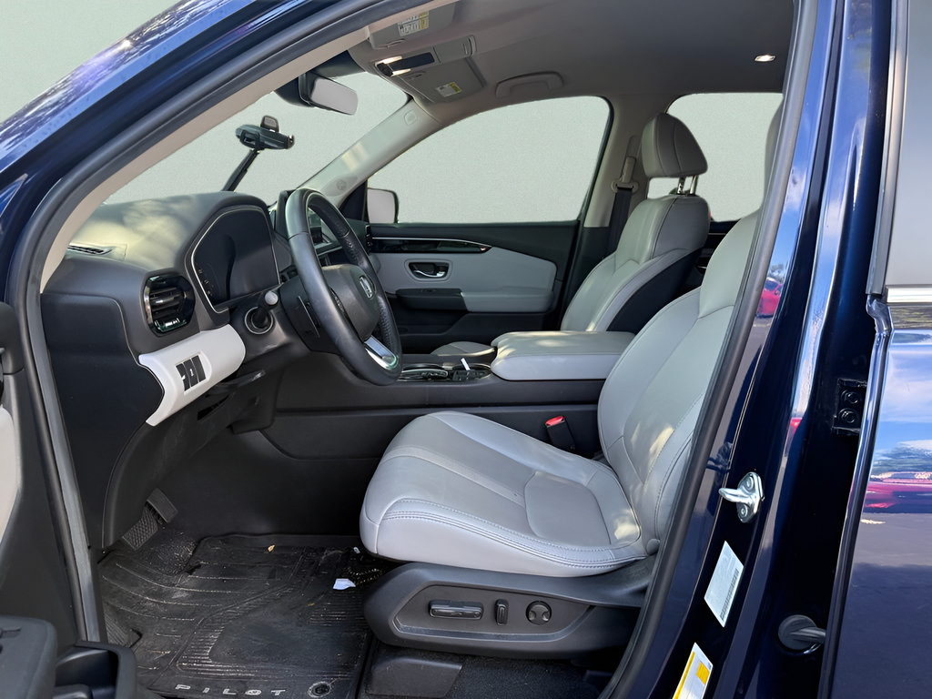 Certified 2025 Honda Pilot EX-L image 7