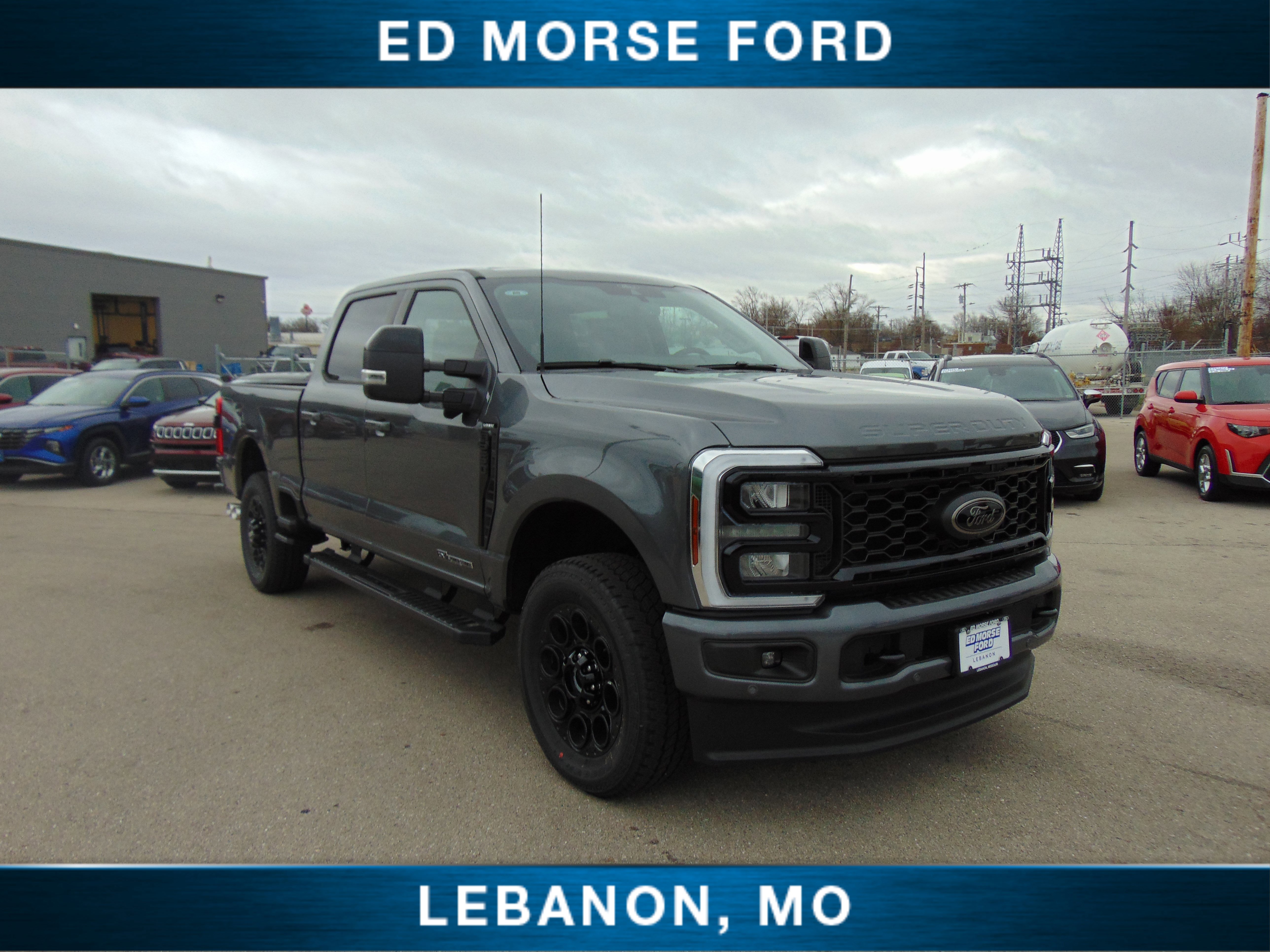 New 2026 Ford F250 Lariat w/ Black Appearance Package image 4