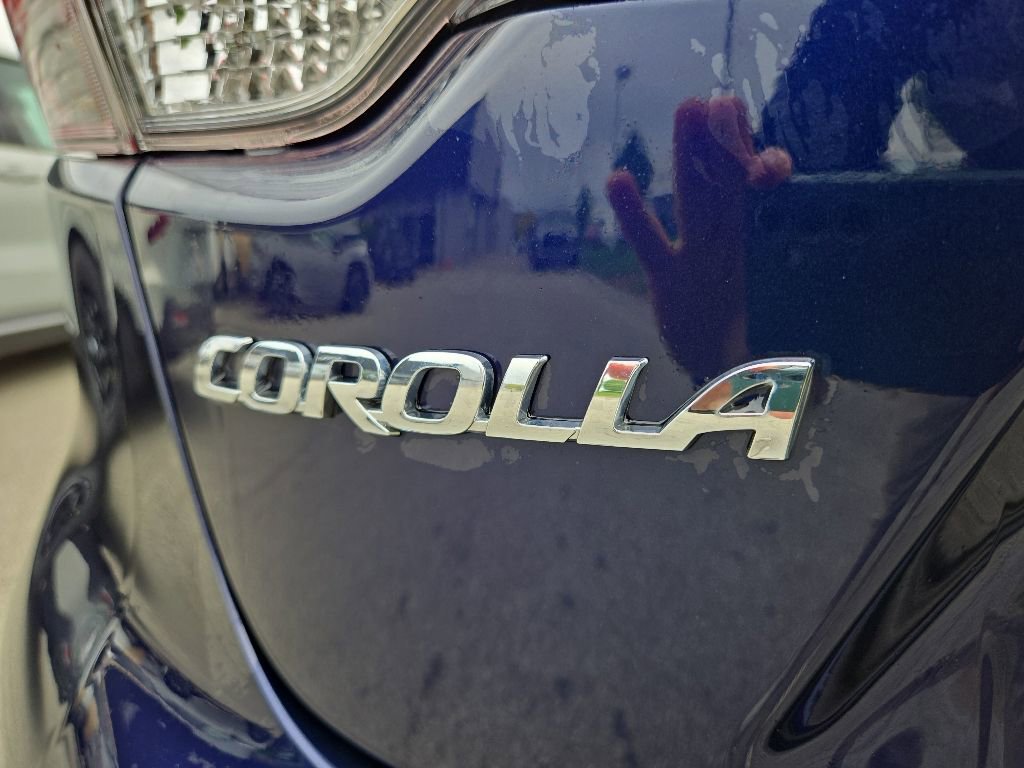Used 2023 Toyota Corolla LE FWD image 11