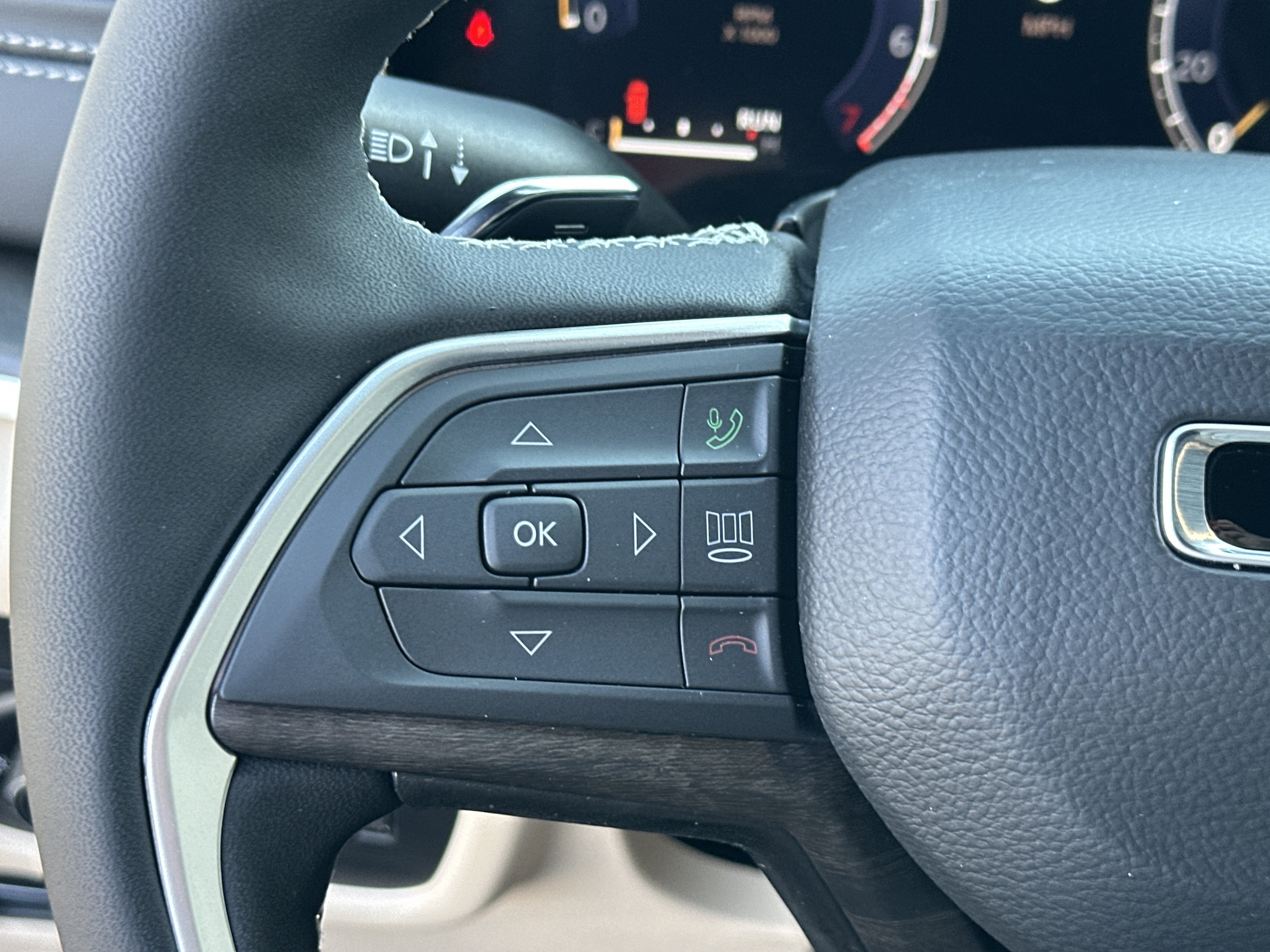 New 2026 Jeep Grand Cherokee Limited w/ Limited Altitude Package image 11