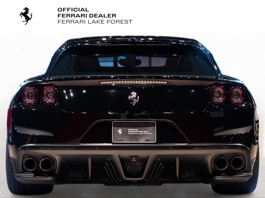 Used 2018 Ferrari GTC4Lusso AWD/4WD image 11