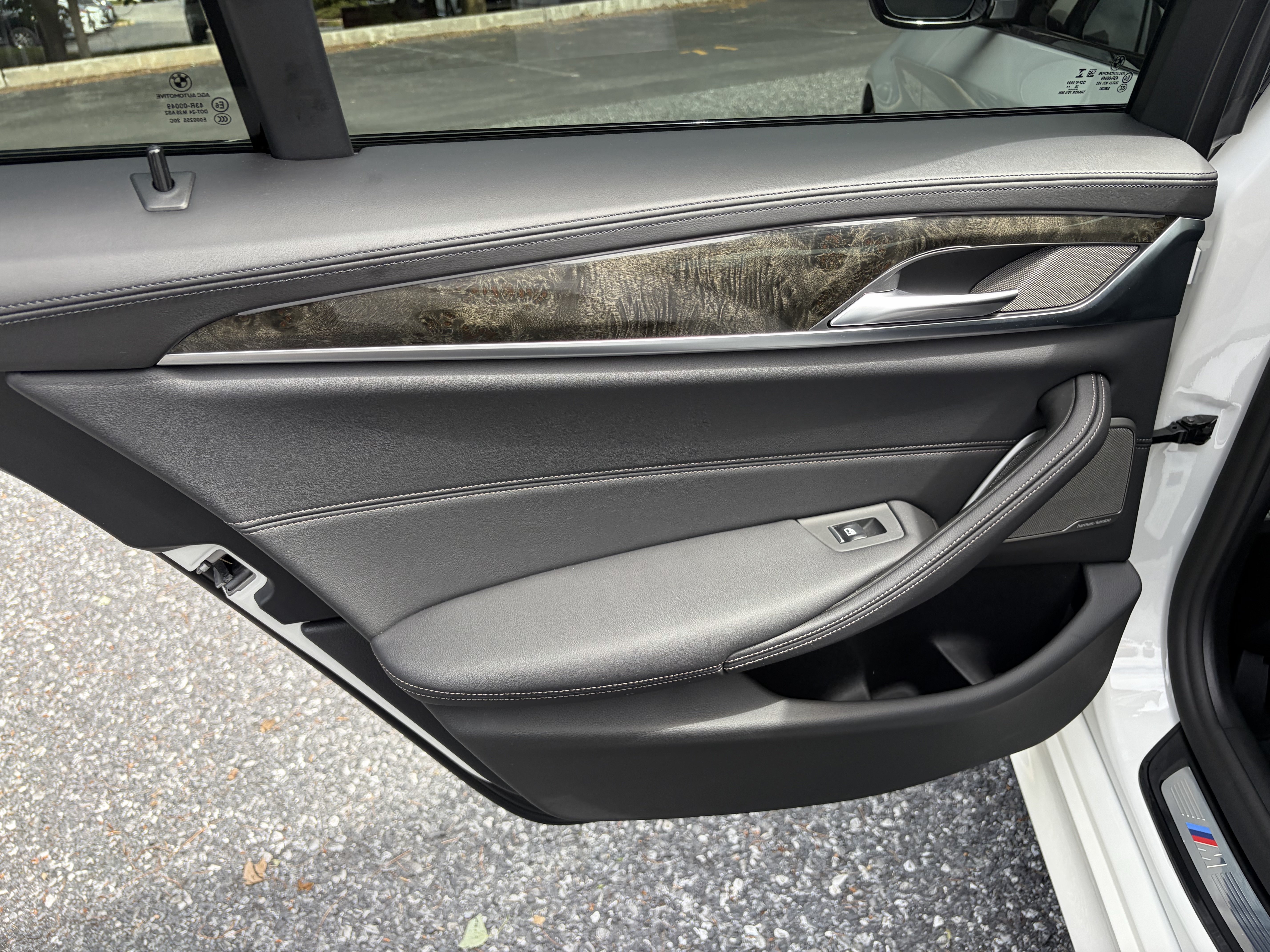 Used 2021 BMW M550i xDrive AWD/4WD image 13