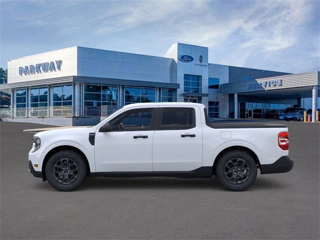 New 2025 Ford Maverick XLT image 3