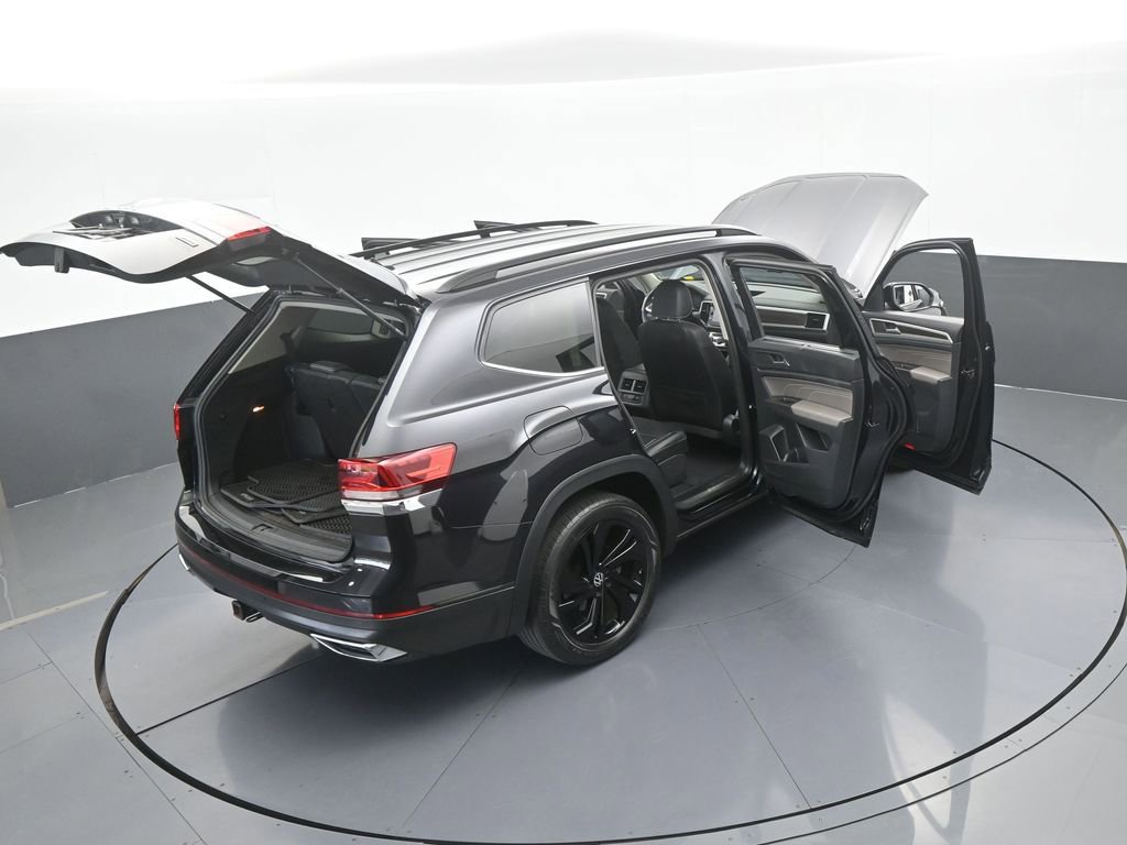 Used 2022 Volkswagen Atlas SE w/ Black Wheel Package image 70