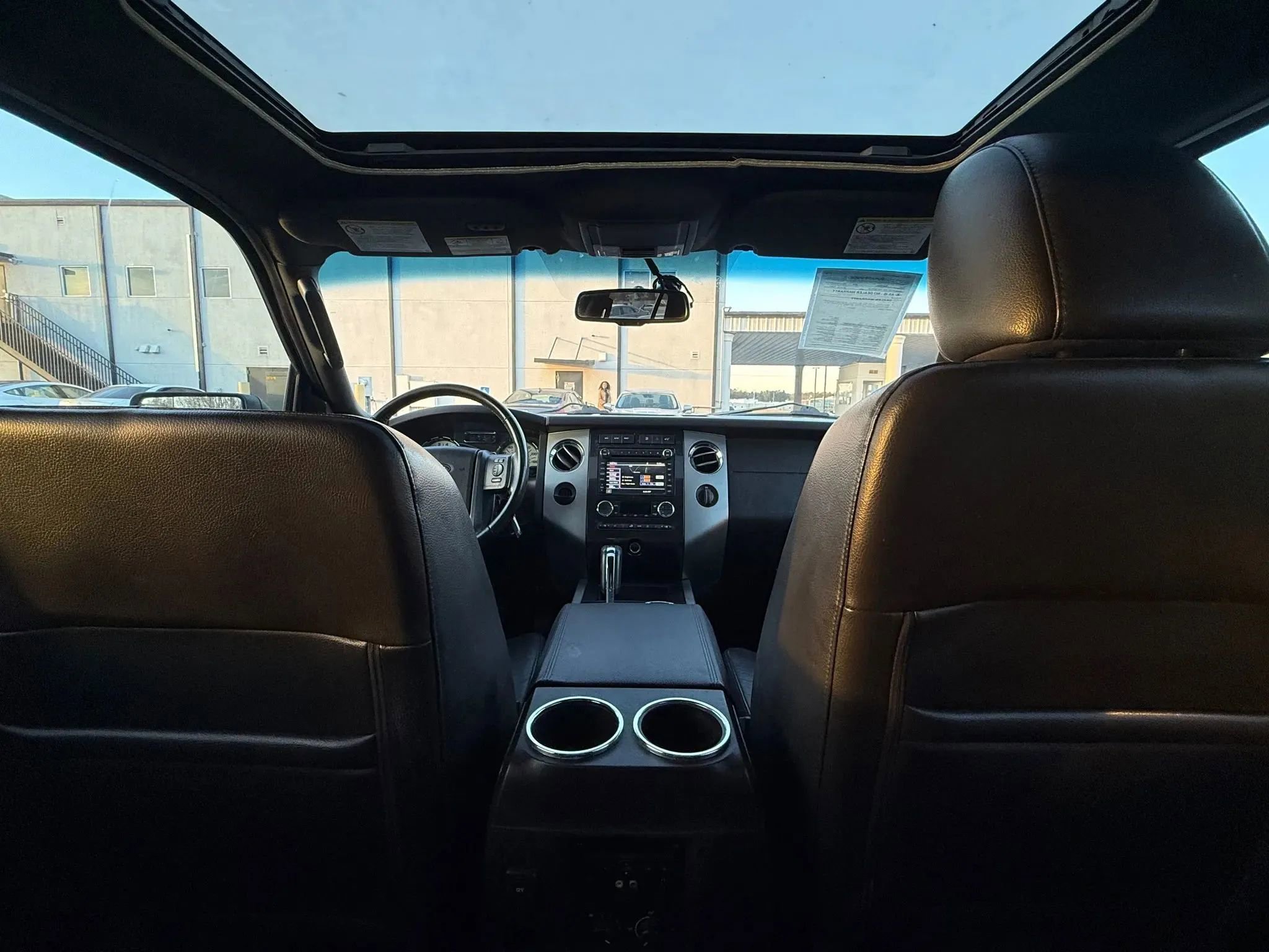 Used 2012 Ford Expedition XLT image 24