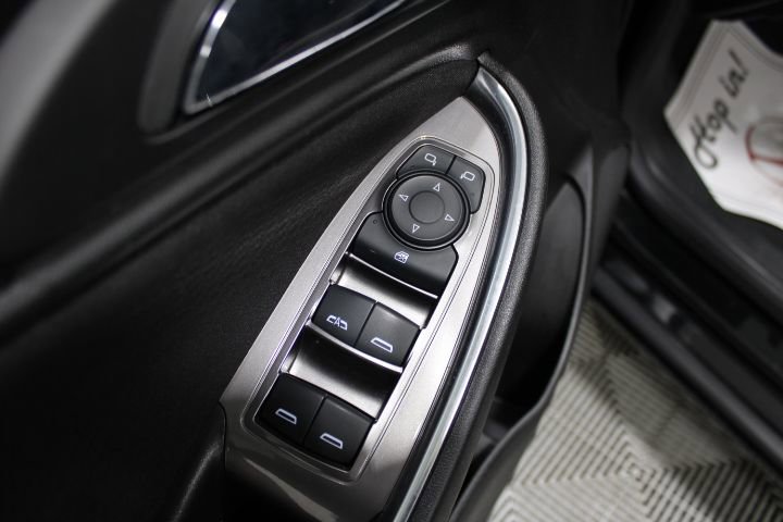 Used 2022 Chevrolet Malibu LT image 16