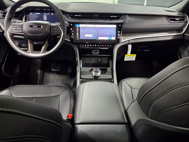 New 2026 Jeep Grand Cherokee Limited w/ Limited Altitude Package RWD image 8