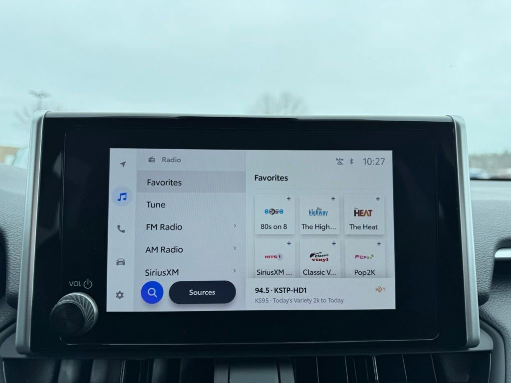 Used 2024 Toyota RAV4 LE image 17