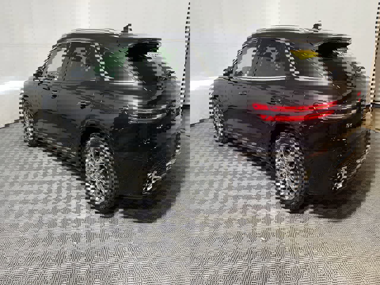 Used 2025 Genesis GV70 2.5T image 6