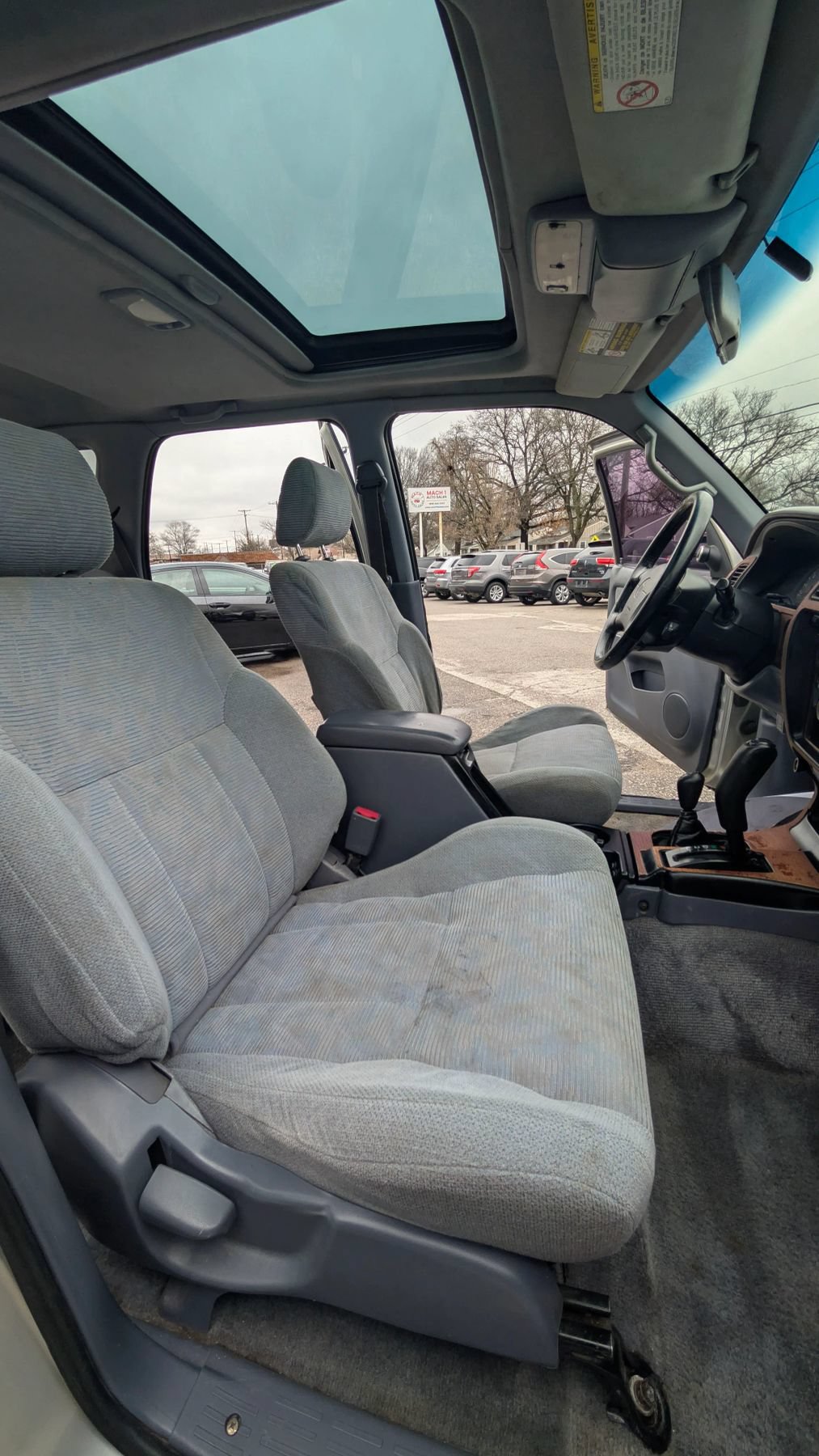 Used 2000 Toyota 4Runner SR5 AWD/4WD image 13
