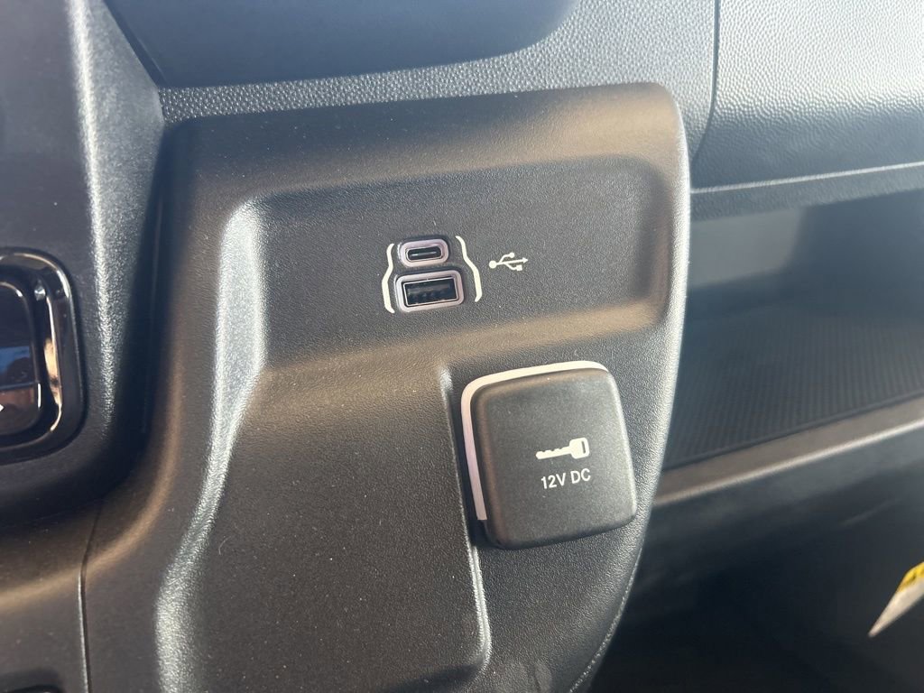 New 2025 RAM ProMaster 3500 w/ Crew Van Package image 38