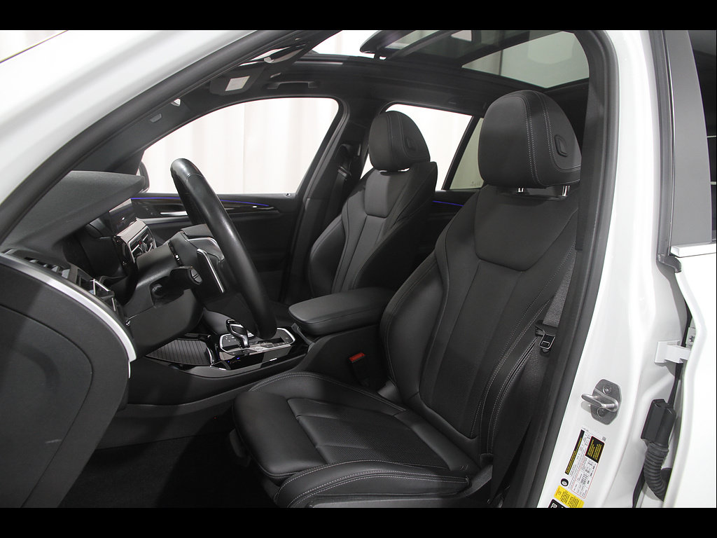 Used 2022 BMW X3 xDrive30i w/ Premium Package 2 AWD/4WD image 5
