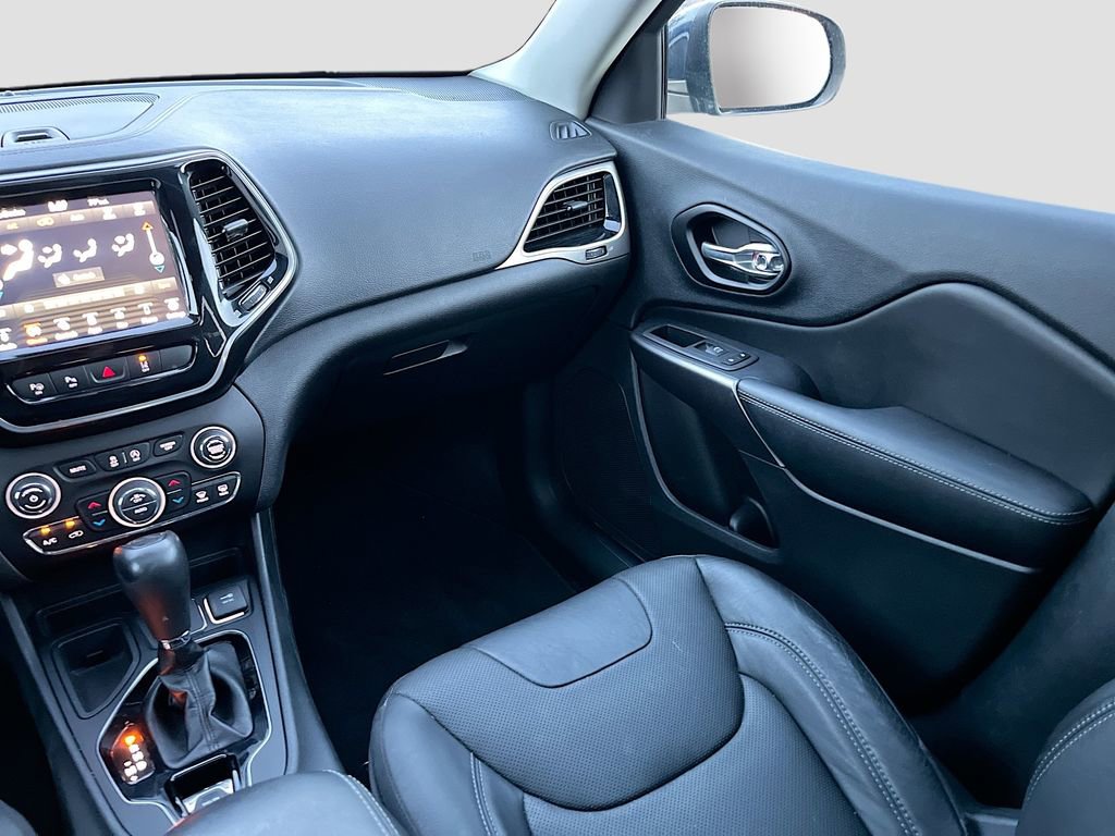 Used 2021 Jeep Cherokee Limited w/ Elite Package image 24