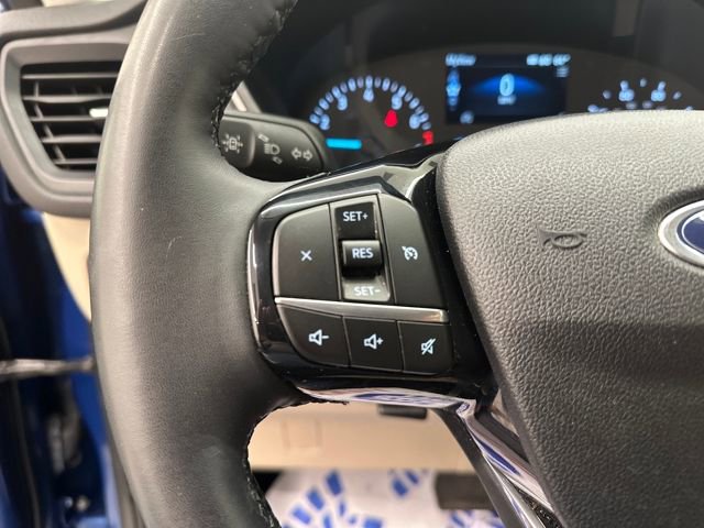 Used 2022 Ford Escape SE w/ Cold Weather Package image 21